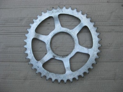 Altbestand Victoria Vicky 3 Neuteil f. Torpedo Gewinde Kettenrad Kettenblatt NOS