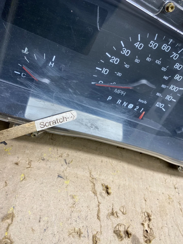 1998 年至 2002 年林肯镇汽车测速表集群 u5587 DG — 第 2/4 张图片