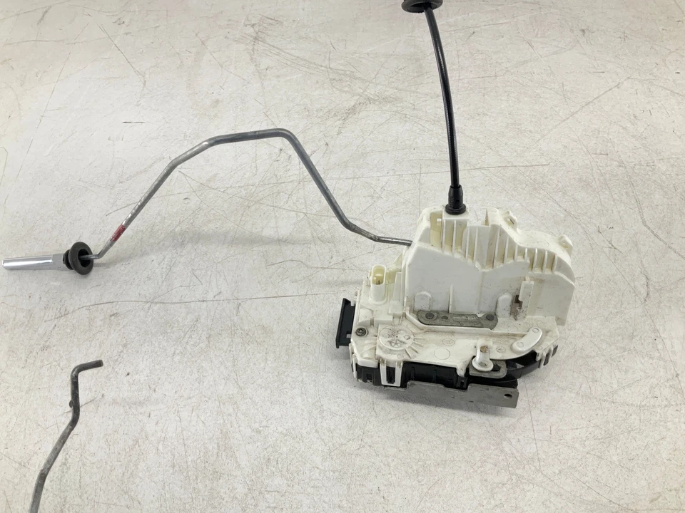 Manija de puerta exterior de pasajero delantero derecho Jeep Grand Cherokee 11-20 con cerradura Foto 4 de 4