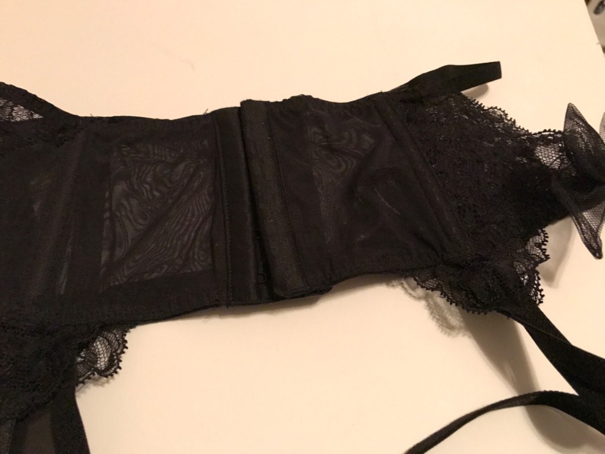 Victoria's Secret Black Valentine Edition Garter Thong Stockings NWT Set  M/L,M