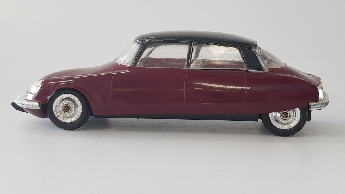 Miniature Minialuxe Citroën DS 21 – échelle 1/32, Modèle Presse, En Boîte