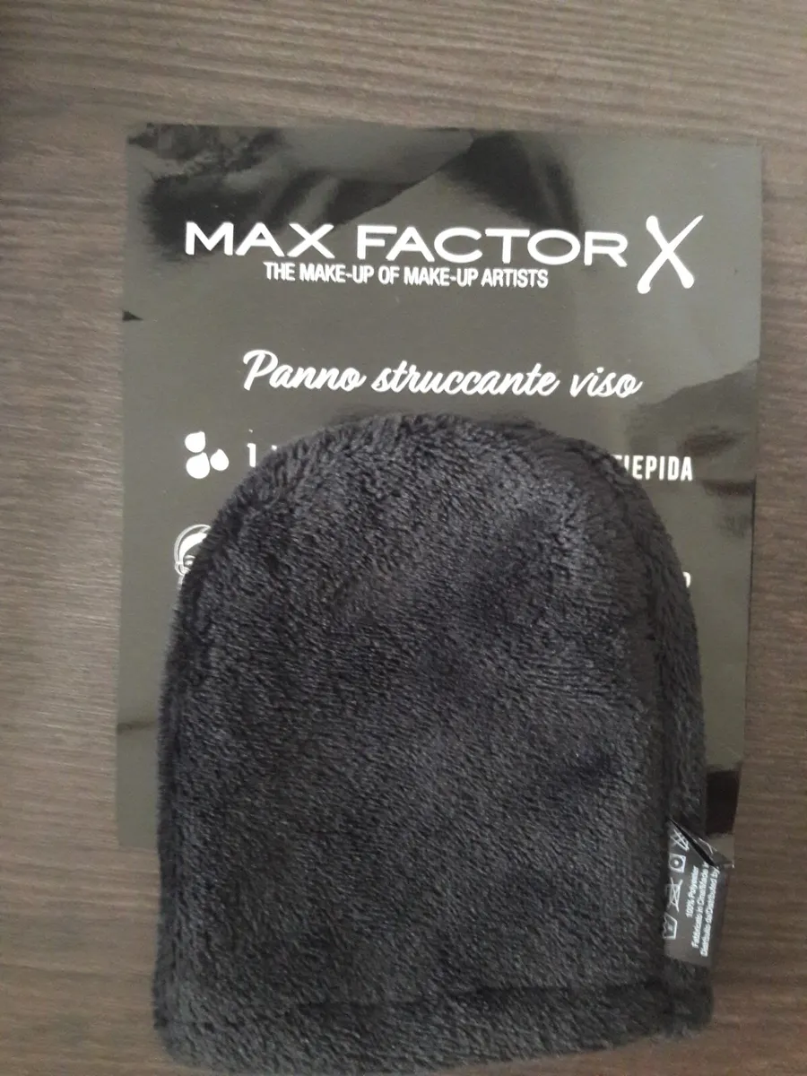 Panno Struccante Viso Max Factor ottimo pulizia cura pelle elimina