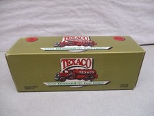 Ertl Texaco 1930 Diamond T Fuel Tanker