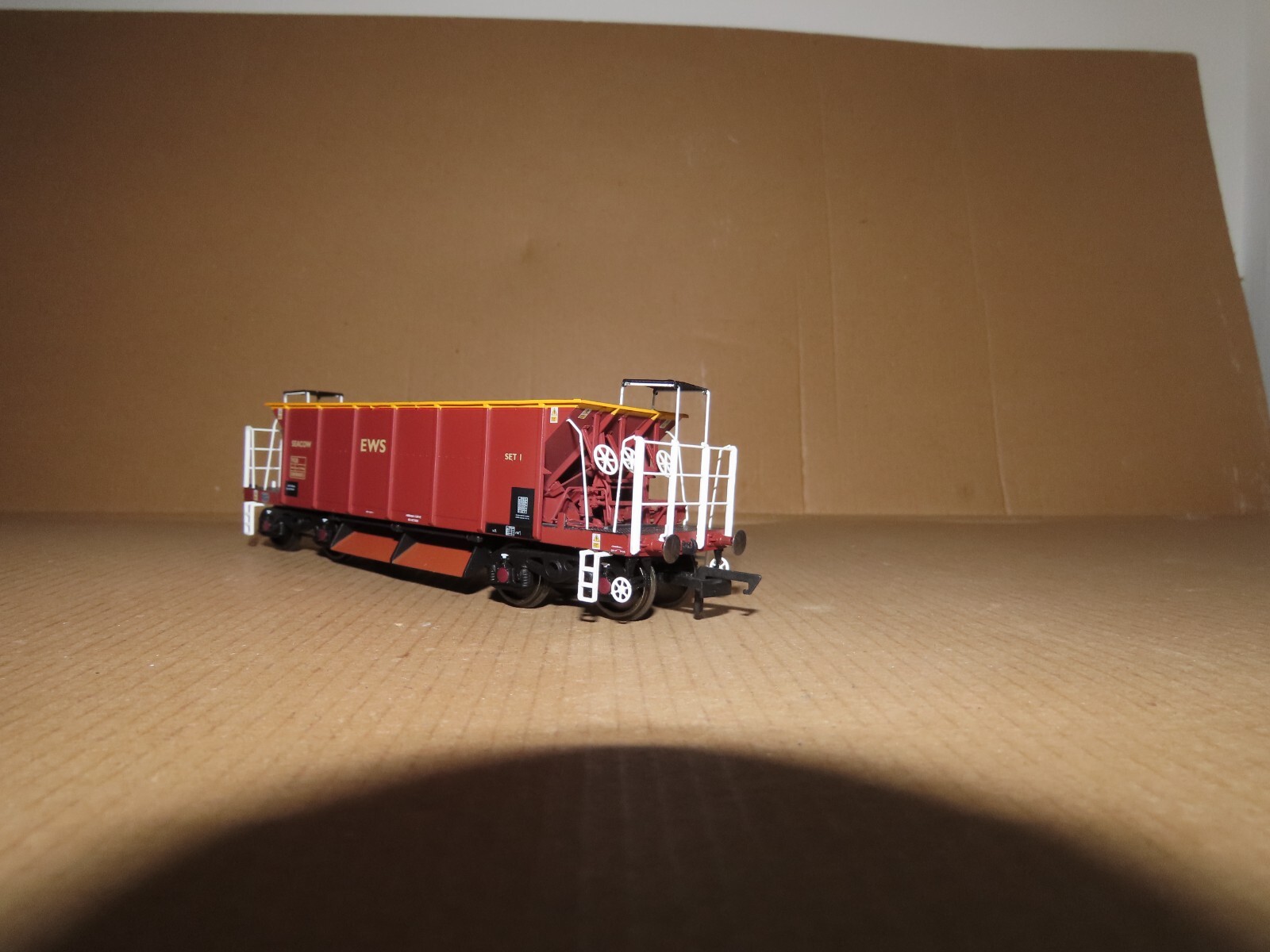 Hornby R6846 YGB 'Seacow' Bogie Ballast Hopper Wagon, EWS DB980053