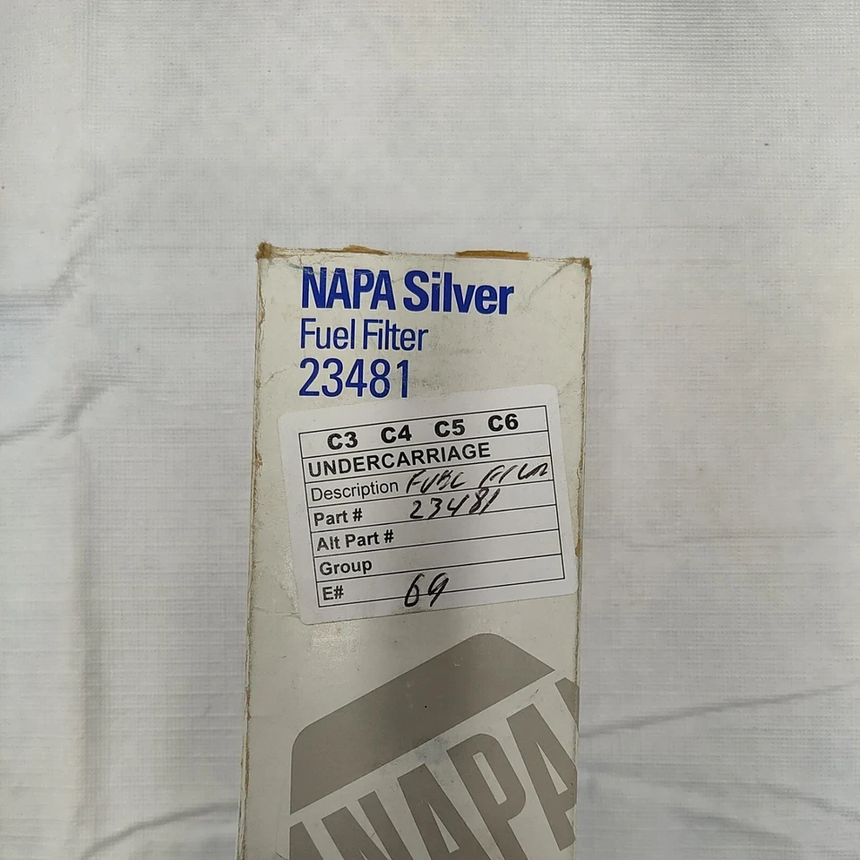 Filtro de combustible Napa Silver #23481 Pontiac, Buick, Chevy, Volvo Foto 2 de 4