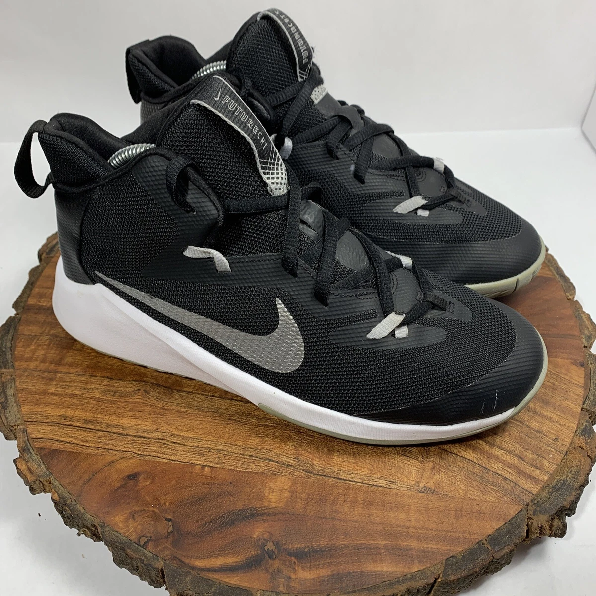 Nike future court clearance boys