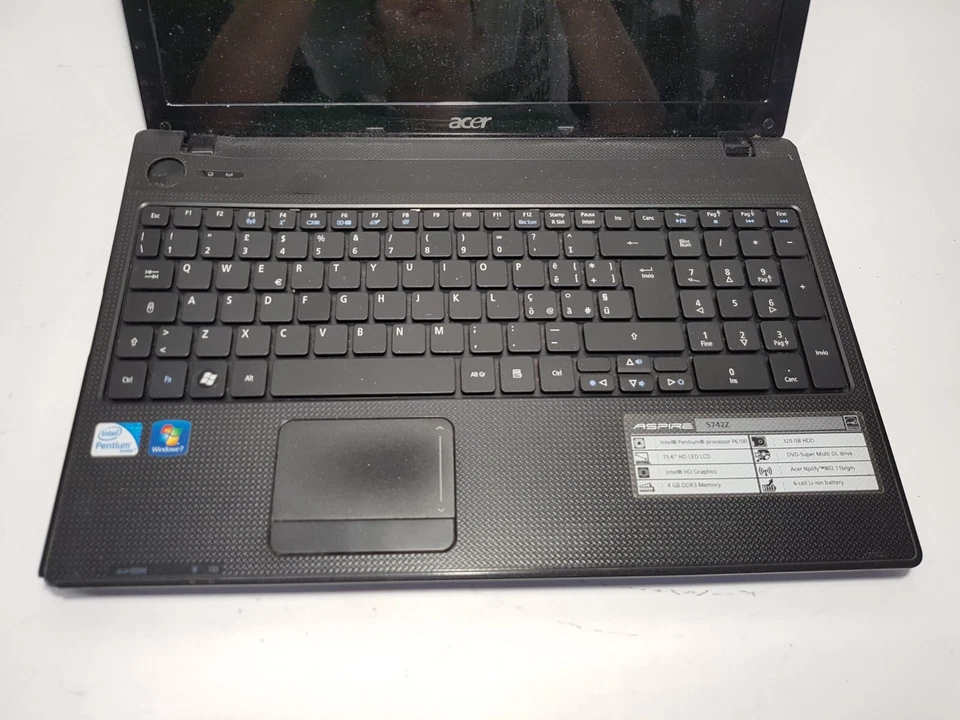 Acer Aspire 5742Z - Intel Pentium -  NO RAM - NO HDD - Immagine 2 di 4