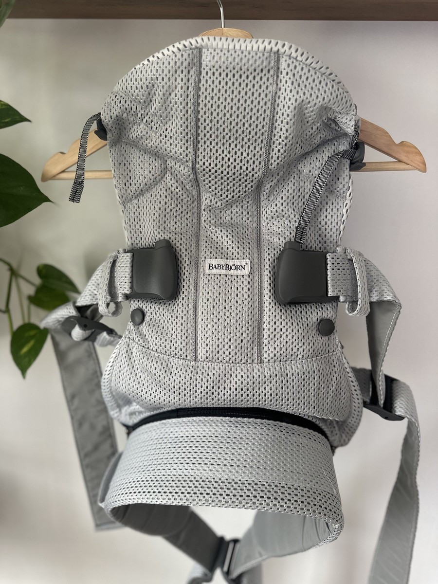 BabyBjorn Baby Carrier One Air, 3D Mesh silver In Very Good