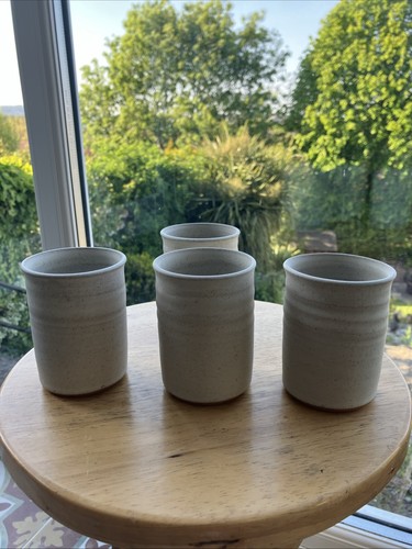 4 CANTERBURY POTTERY LIGHT OTMEAL POTS BEAKERS VASES - WINE COFFEE BEER JUICE - Picture 2 of 7