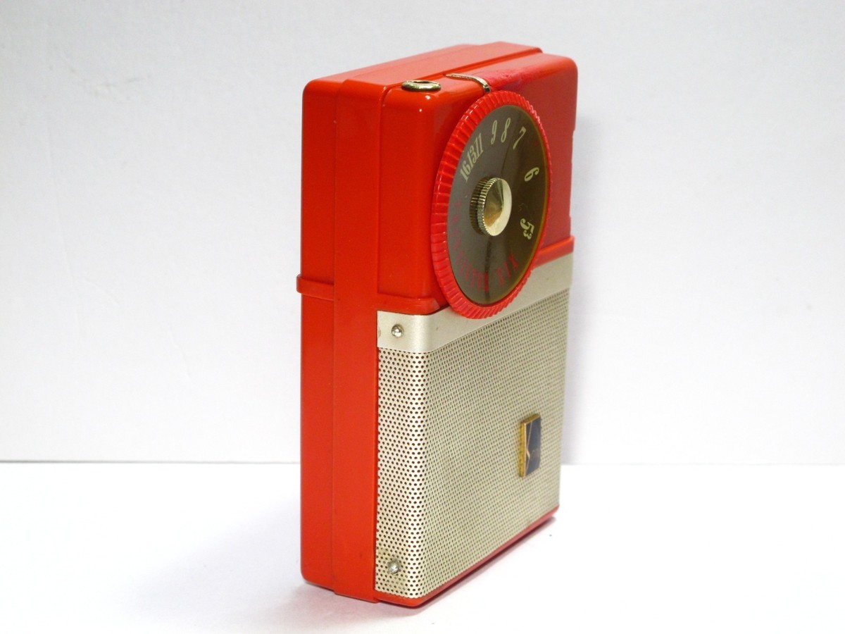 SONY TR-63 TR63 RARE Transistor Radio portable Vintage années 50 - Made in Japan EUR 239,00 - ES SONY TR-63 TR63 RARE Transistor Radio portable Vintage années 50 - Made in Japan EUR 239,00 - ES