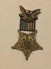 Civil War Veteran Medal Eagle American Flag Ribbon Militaria