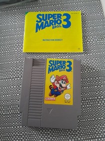 Nintendo NES Console + Super Mario Bros. 3 - UK Ver - Boxed in mint Condition