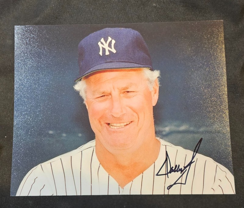 DALLAS GREEN SIGNED AUTOGRAPH 8x10 PHOTO INSCRIPTION COA NY YANKEES AUTO