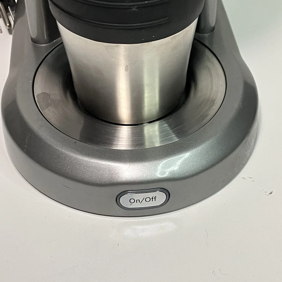 KitchenAid KCM0402 Onyx Negro/Plateado Cafetera Personal con Taza Funciona Muy bien Foto 4 de 4