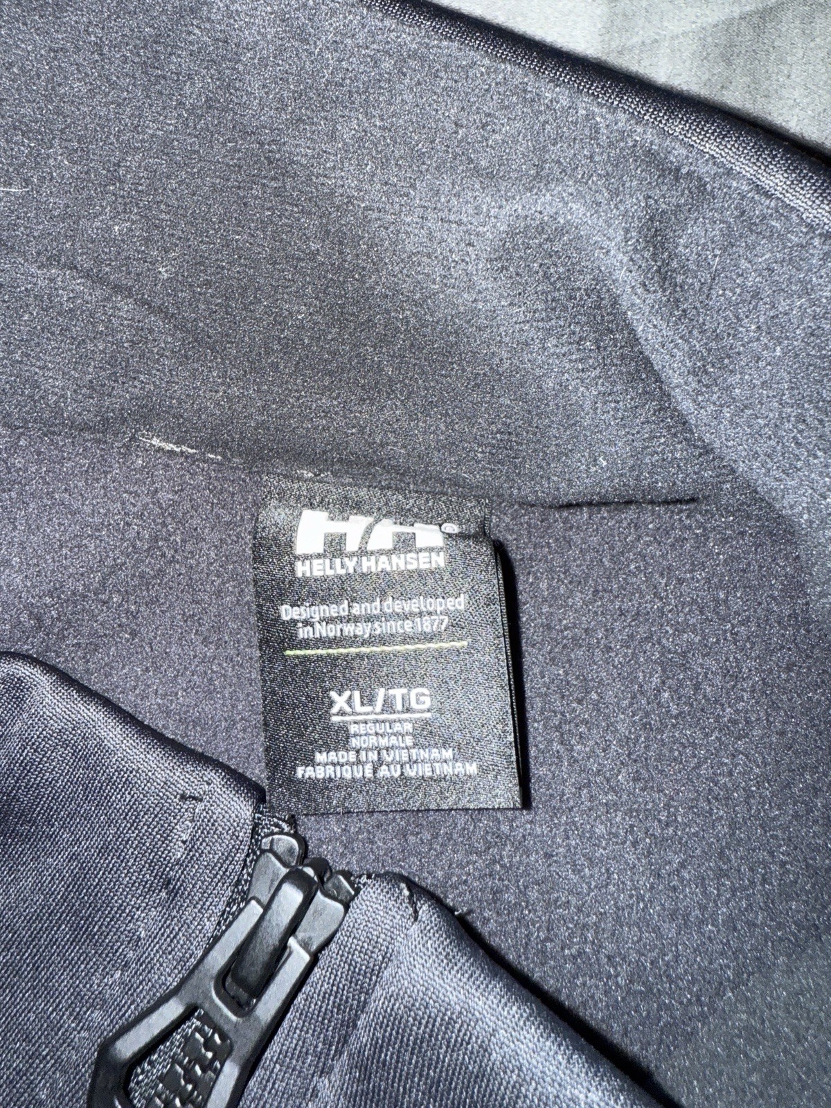 Woman’s Helly Hansen Soft shell Jacket - image 3