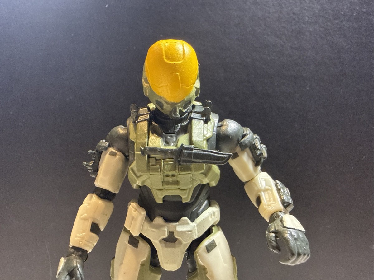 World of Halo Infinite Mantis Spartan Eva Pilot 4