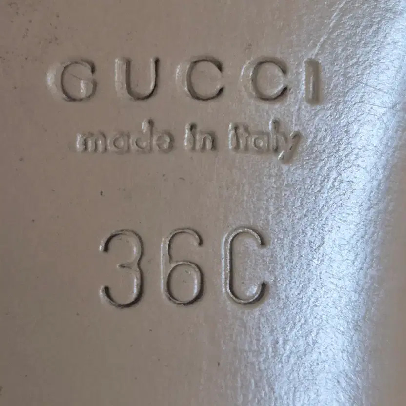 Gucci Women's Slippers Sandals Size 36 thumbnail 4