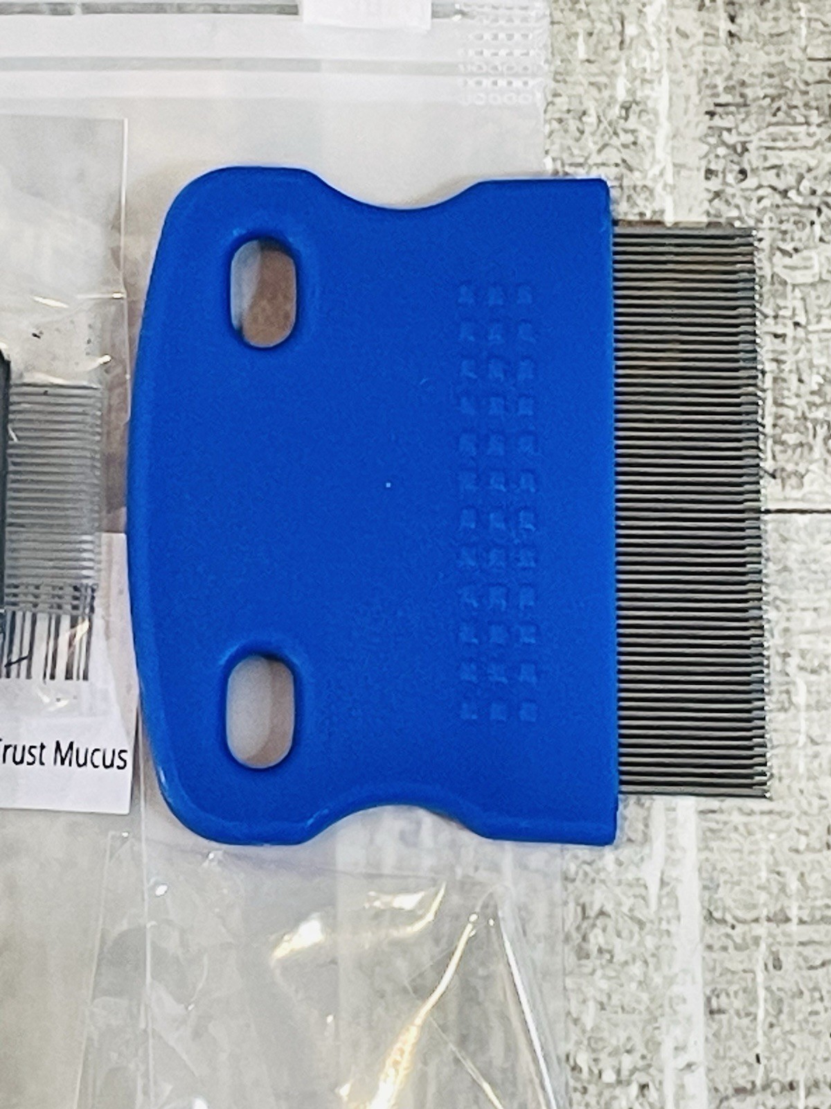 GUBCUB Small Dogs Grooming Combs Kit & Eye Crust Remover Set Of 4 NEW Sealed