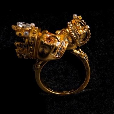 Alexander McQueen Twin Skull Crown Ring Archive Sarah Burton Gold