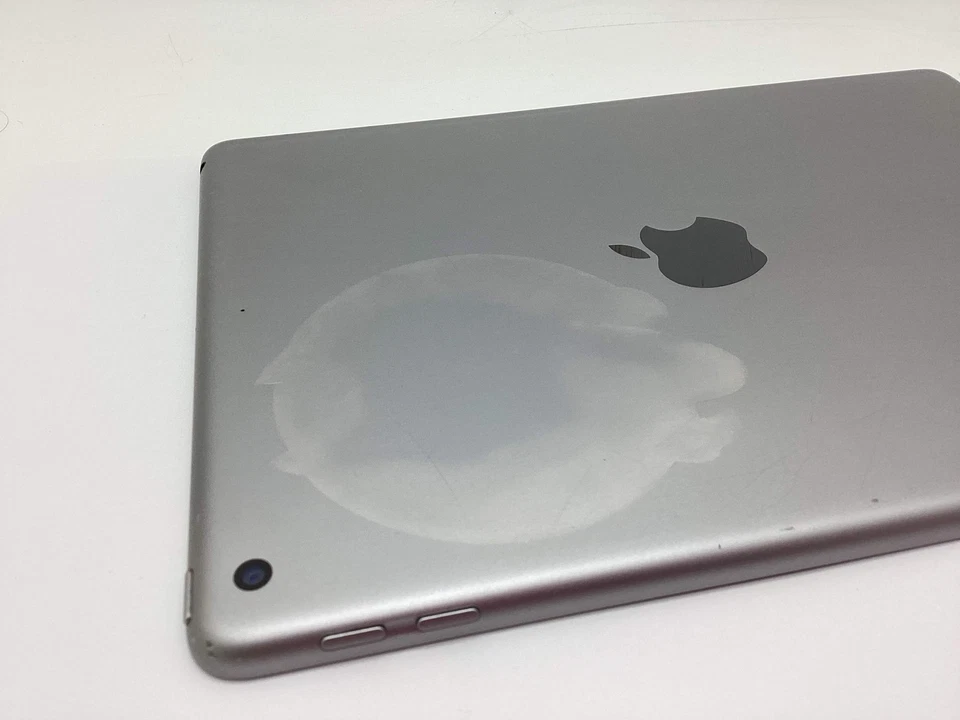 Apple iPad (6th generation) · 128GB · Wi-Fi, foto 4 de 4
