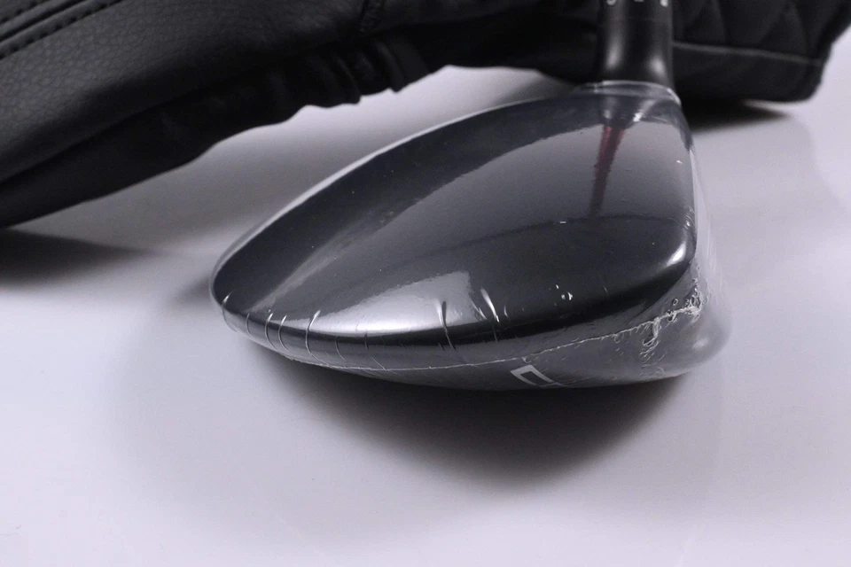 Cobra DS-Adapt Max #3 Wood / 15.5 Degree / Regular Flex Denali Red 50 Shaft - Image 3 of 4