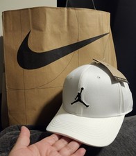 Size M Nike Unisex Air Jordan Jumpman Metal Logo Adult Premium Cap RARE