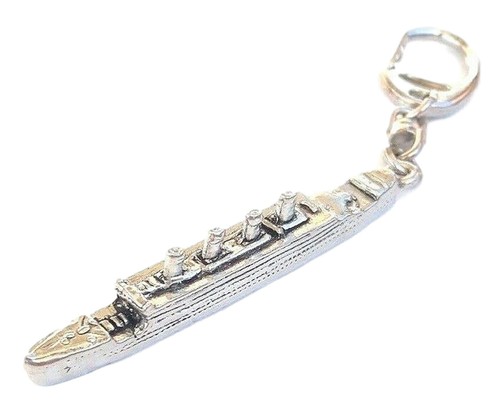 Titanic Handcrafted from Solid Pewter In the UK Key Ring - Picture 4 of 4
