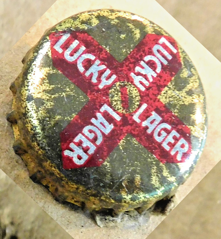 LUCKY LAGER beer bottle cap WITH CORK 1953-55 Interstate Brewing - Vancouver WA