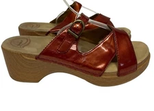 Dansko Sela Clog Sandal  Women's EU 42 US10.5 Red Patent Leather Slip On Comfort