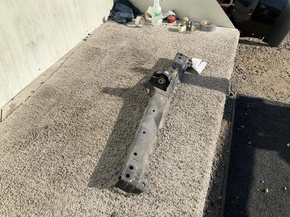 2017-2019 Lexus Nx300h Front Forward Suspension Crossmember OEM Foto 2 de 4