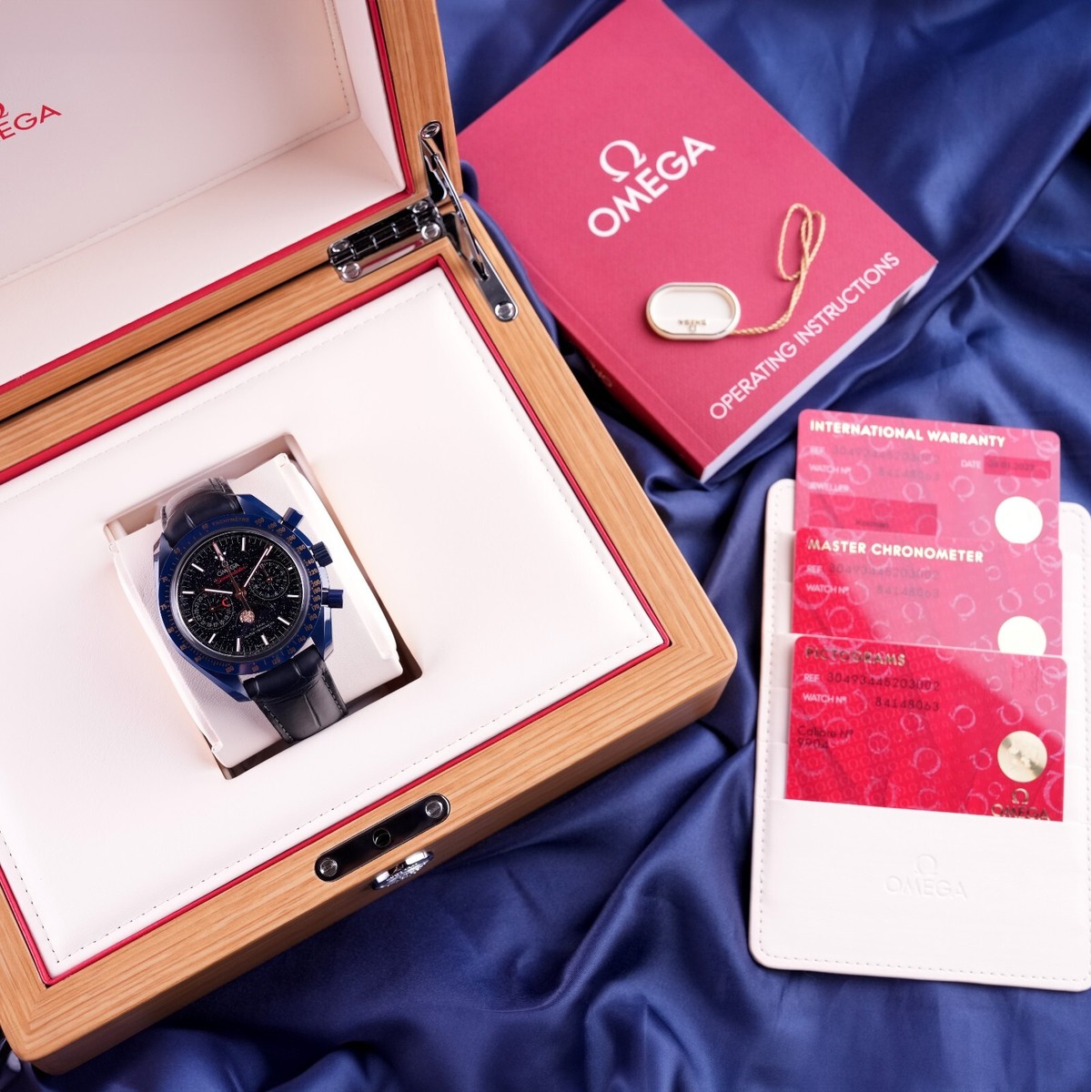 Omega Speedmaster Moonphase Ceramic Blue Dial Aventurine - 304.93