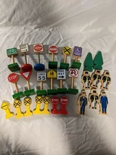 Thomas Friends Train Railway Wooded Sign Signal Figure Tree Lot of 27