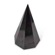 Schungit Pyramide mit 8-Kanten / poliert / zwei Größen / echter Schungit / NEU