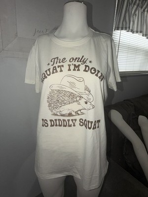 Maurices WOMENS Graphic Tee Large L NWT NEW Diddly Squat Hedgehog 