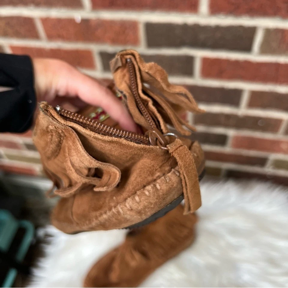 Tan Genuine Suede Fringe Moccasin Shoes - Image 4 of 4