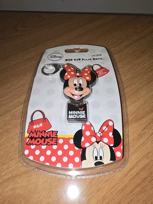 Disney Minniey Mouse 8GB USB Flash Thumb Drive w/Keychain SEALED