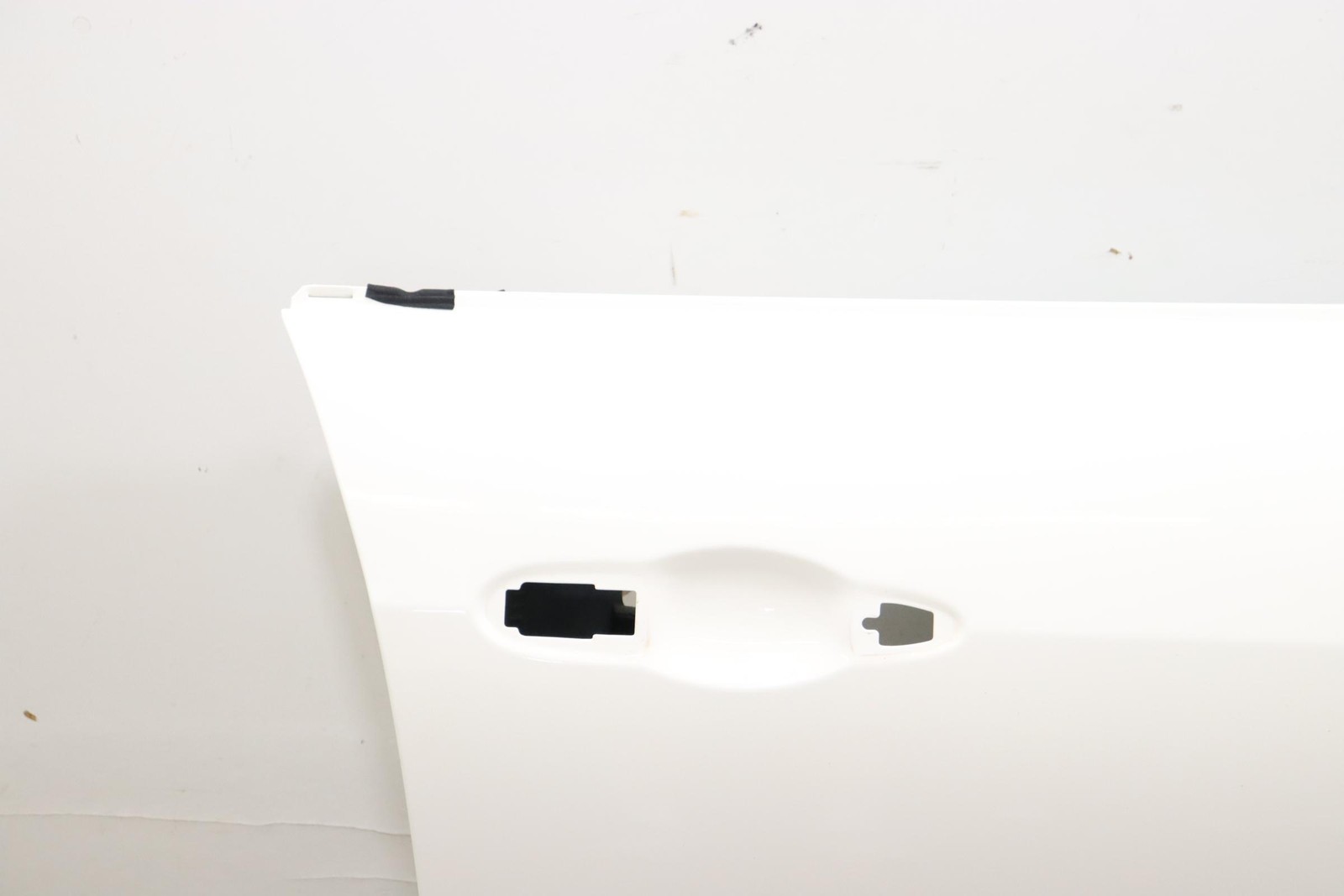 2014 - 2024 MASERATI GHIBLI FRONT RIGHT PASSENGER SIDE DOOR SHELL OEM WHITE_BIA