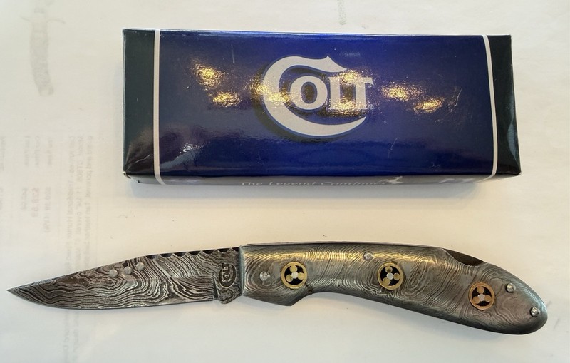 Colt CT813 Damascus Lockback Pocket Knife