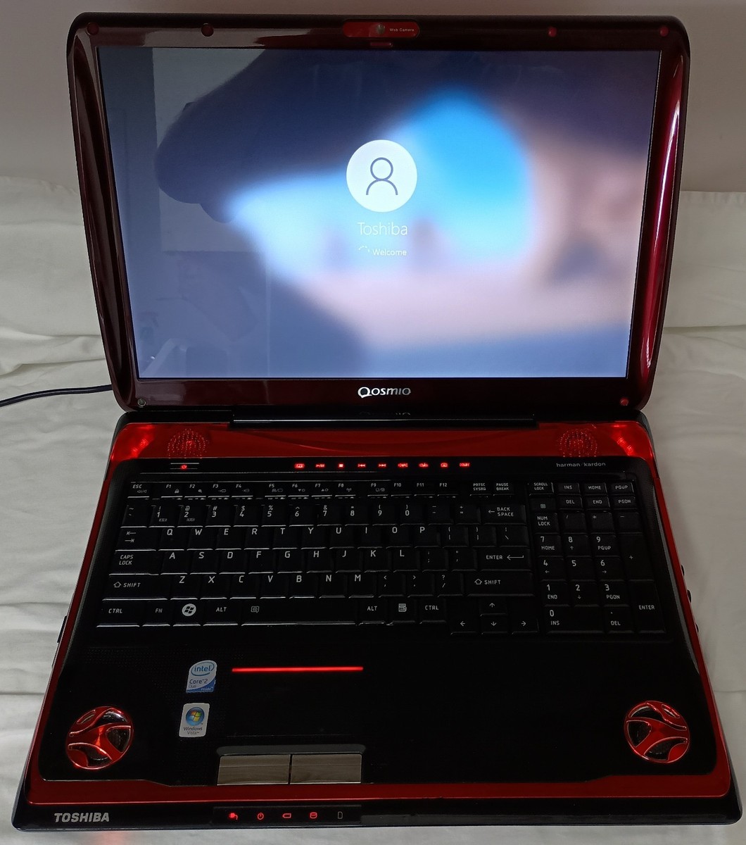 RARE Toshiba Qosmio X305-Q701 17