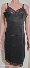 Vanity Fair Black Night Gown Size 38