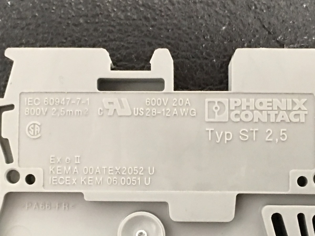 PHOENIX CONTACT IEC 60947-7-1 TYPE. ST 2,5 NSNB - LOT OF 20