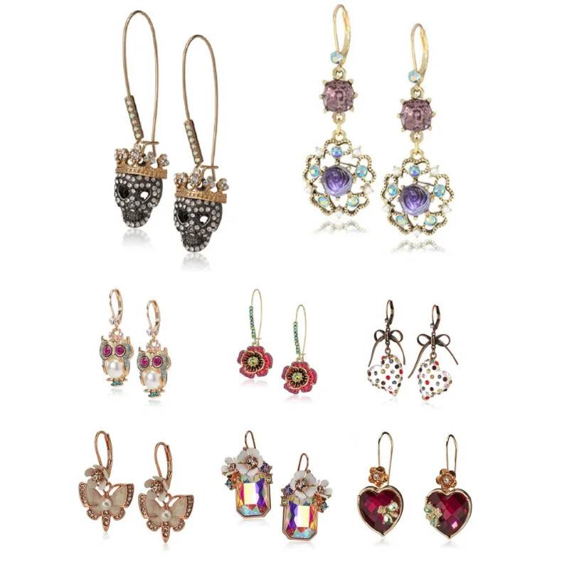 Betsey Johnson Retro Heart Lucite Zircon Drop Earrings for Women