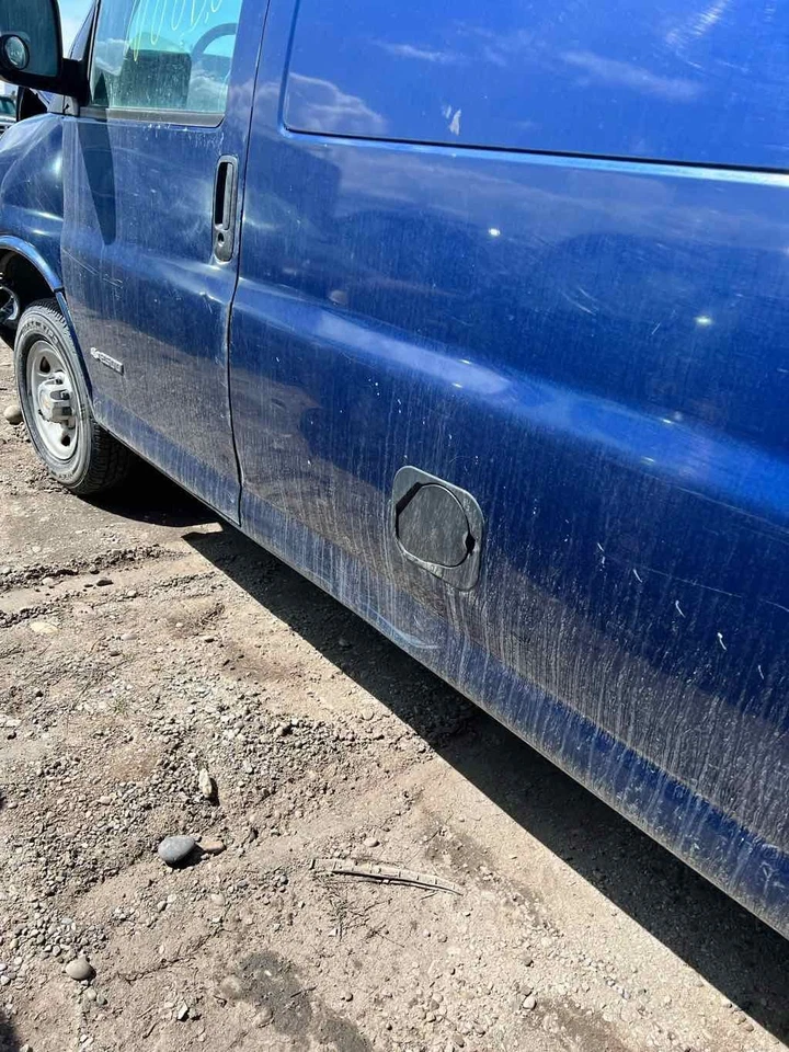 Used Engine Complete Assembly fits: 2004 Chevrolet Express 2500 van 6.0L VIN U 8 Foto 2 de 4