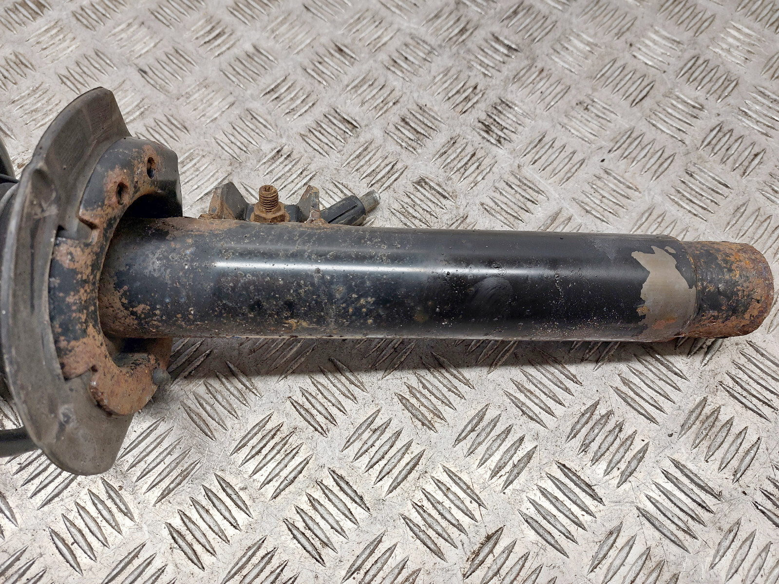 BMW 2 Series Front Shock Absorber M Sport Driver Side Right F22  