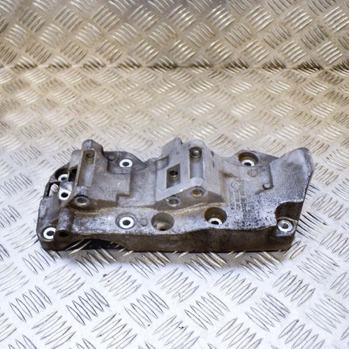 BMW 3 E93 2.0d 135Kw Generator Lichtmaschine Träger 8506863 2012