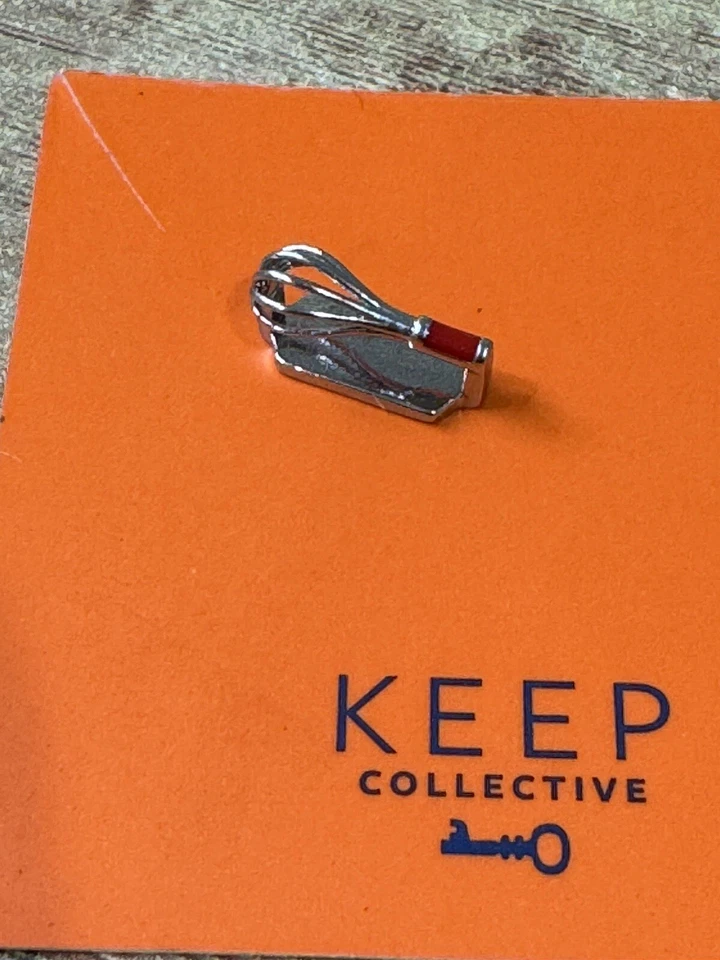 KEEP Collective Batidor para Hornear Tono Plata Dije Cocina Foto 2 de 4