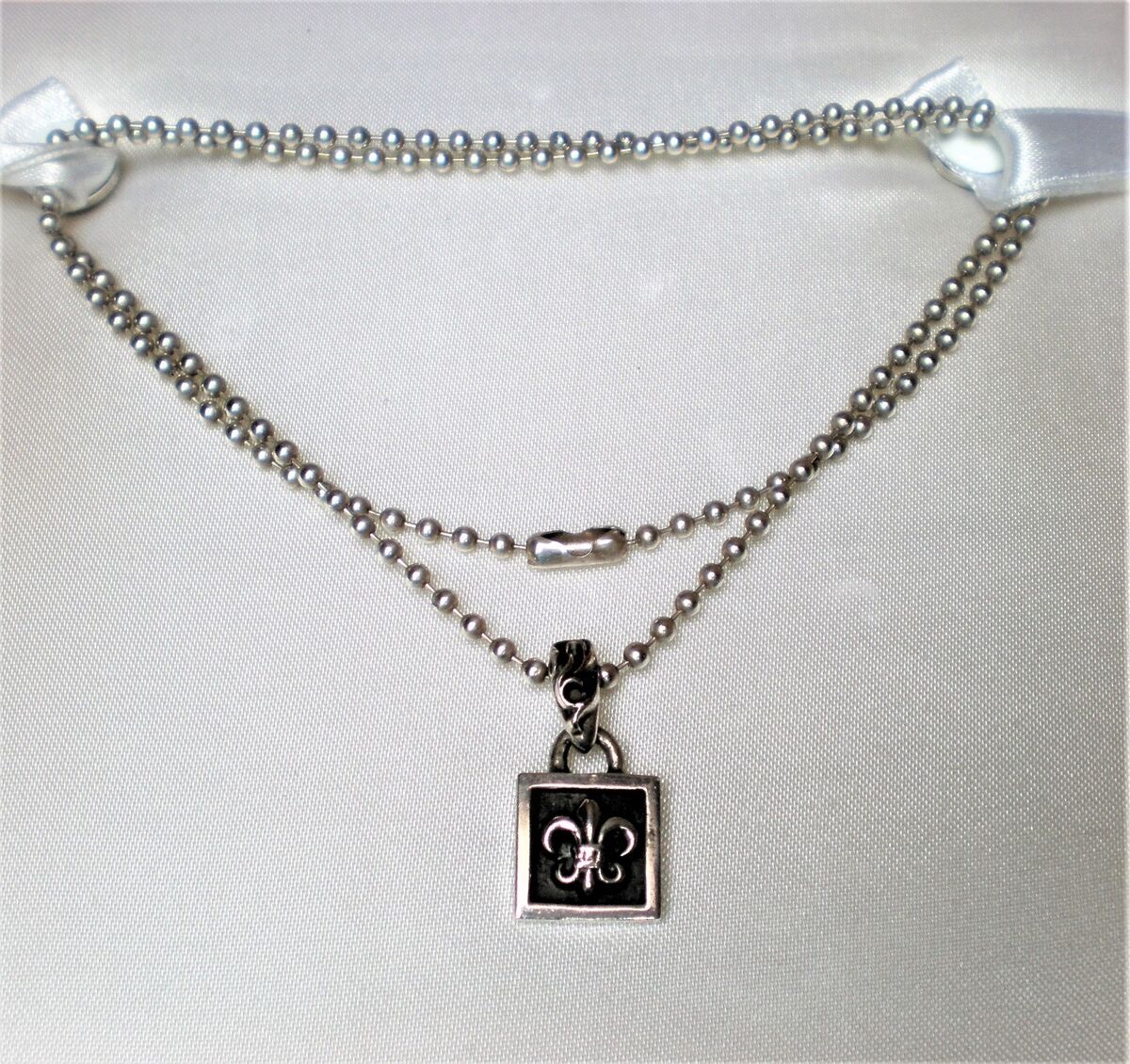 1998 Designer Chrome Hearts Sterling Silver Fleur De Lis 1998 Designer Chrome Hearts Sterling Silver Fleur De Lis