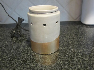 Scentsy Warmer Urban Luster Lovingly preowned