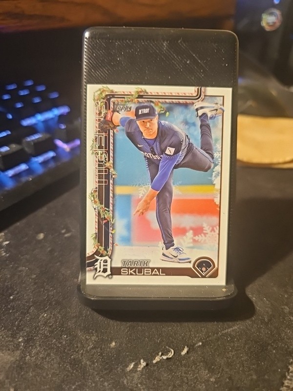 2025 Topps Holiday Tarik Skubal #H74