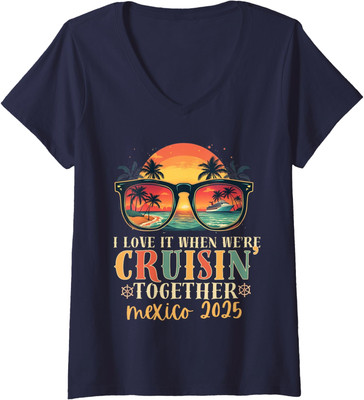Mexico Trip 2025 Family Squad Cruise Vacation Ladies' V-Neck Tshirt